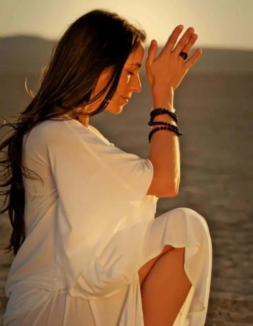 毫无瑜伽经验如何成为瑜伽老师,瑜伽零基础怎样才能成为瑜伽老师