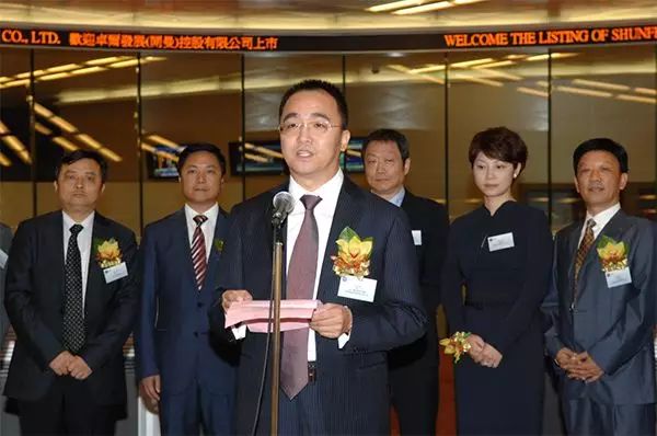 武汉16家方舱医院关门大吉，是时候曝光这位湖北首富了