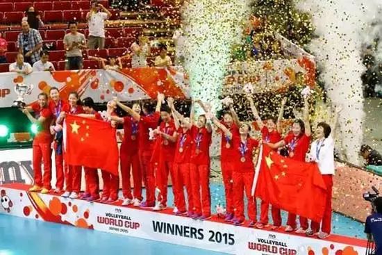 中国女排为何能参加阅兵式？除了成绩，还跟她有很大关系