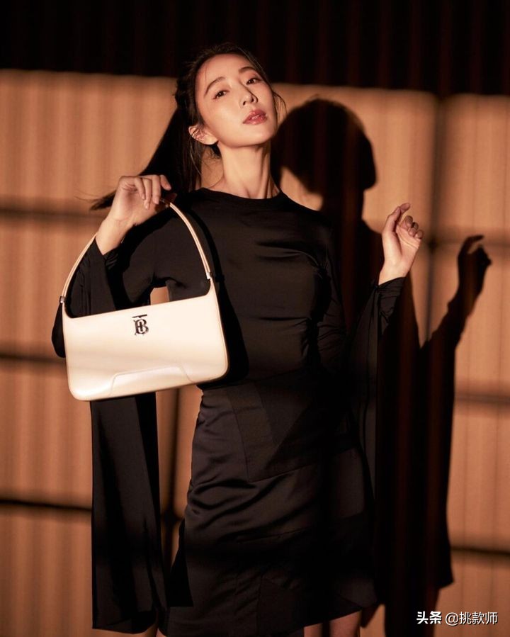 2021十款必买小众拼色包包,2021十款必买包包休闲包