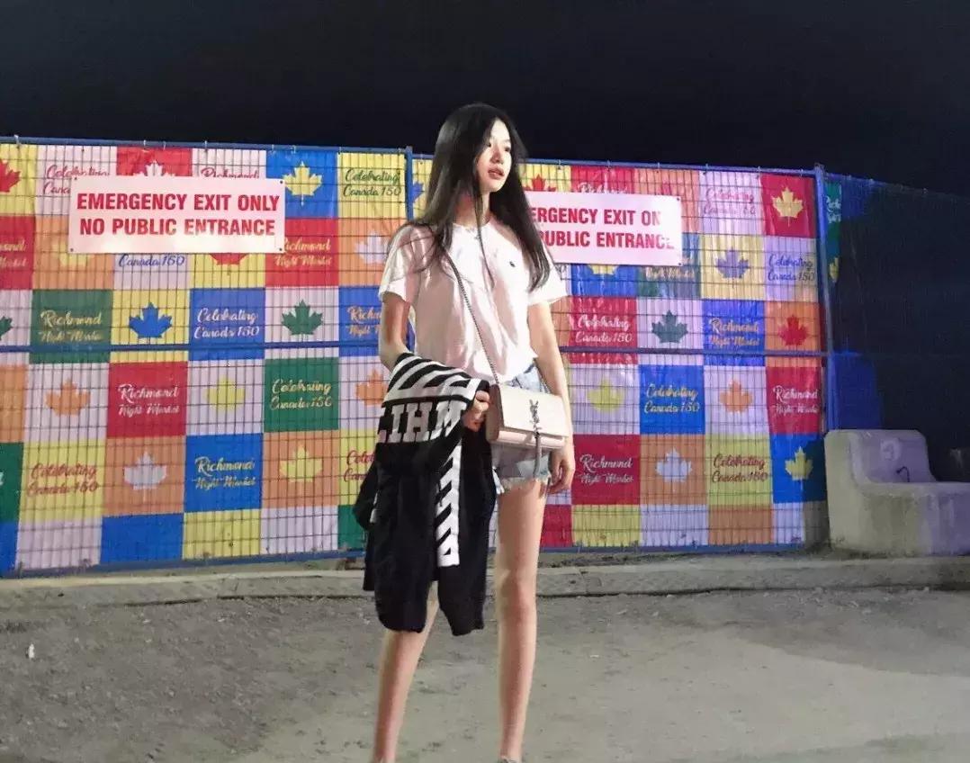 ysl圣罗兰粉底免税店价格,ysl圣罗兰免税店价格