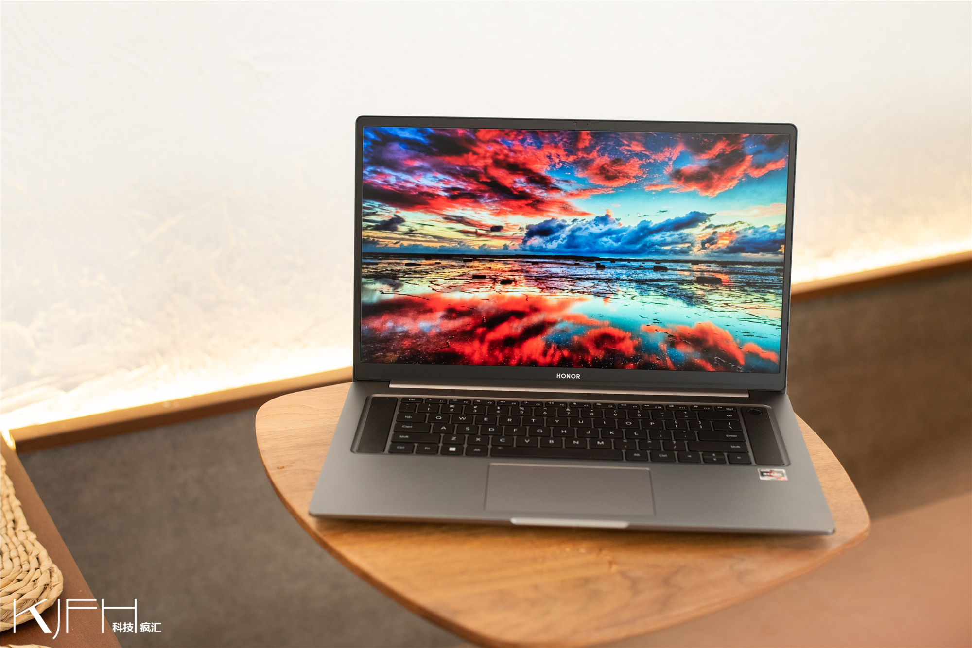 荣耀magicbook16pro和v14怎么选,荣耀magicbookpro16.1英寸锐龙版