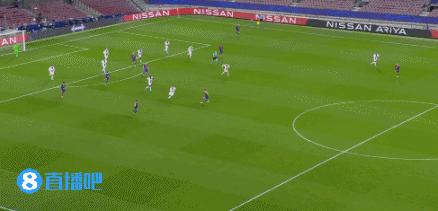 梅西丢球拼命回抢,梅西3分钟进2球尽显颓势