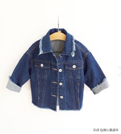 最新童装款式冬装,韩国童装的魅力在于简约的高级感