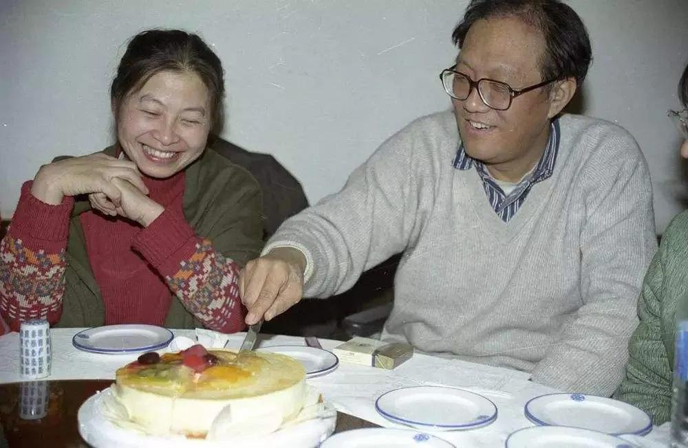 史铁生生命中的两个女人,史铁生的女笔友