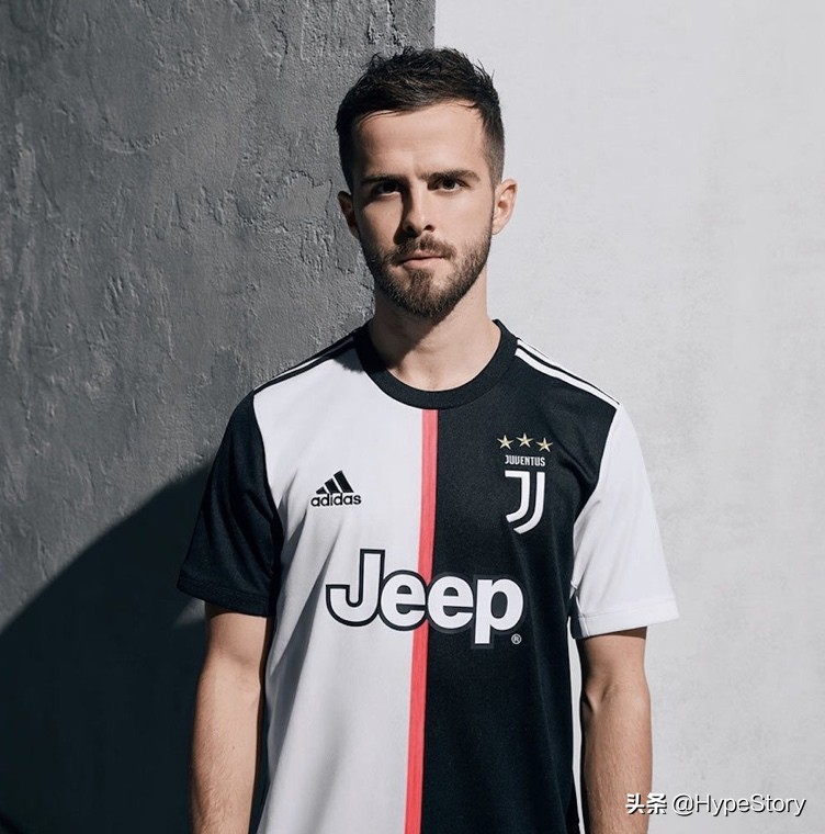 2010-2019十年间，到底哪些球衣才算得上真正的跨时代？