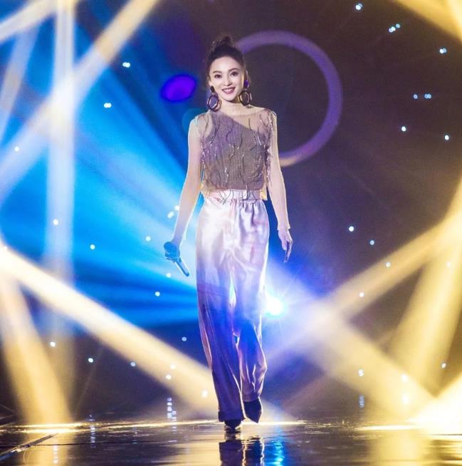 张韶涵吸毒事件详情,张韶涵被亲妈陷害是怎么回事