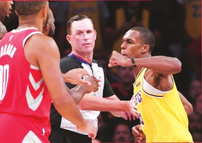 nba球员激烈斗殴瞬间汇总,nba赛场上的冲突时刻