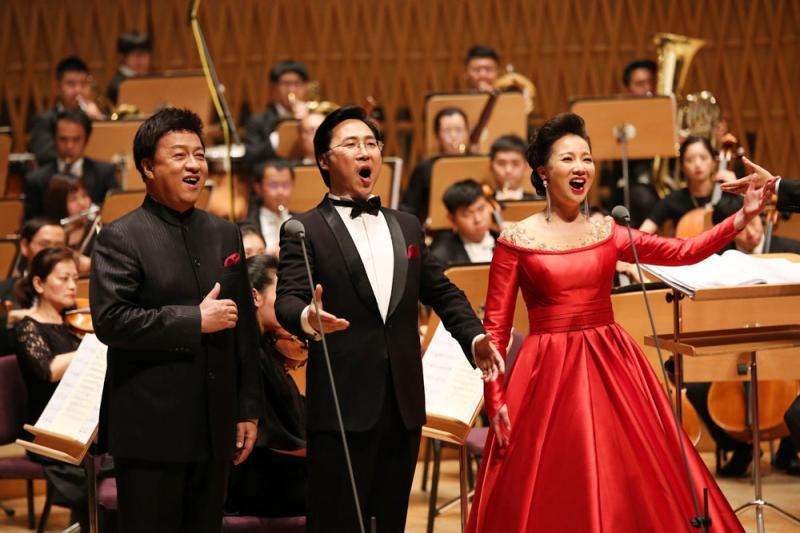 如何才能把歌唱出有情感,歌唱中如何提高演唱技巧