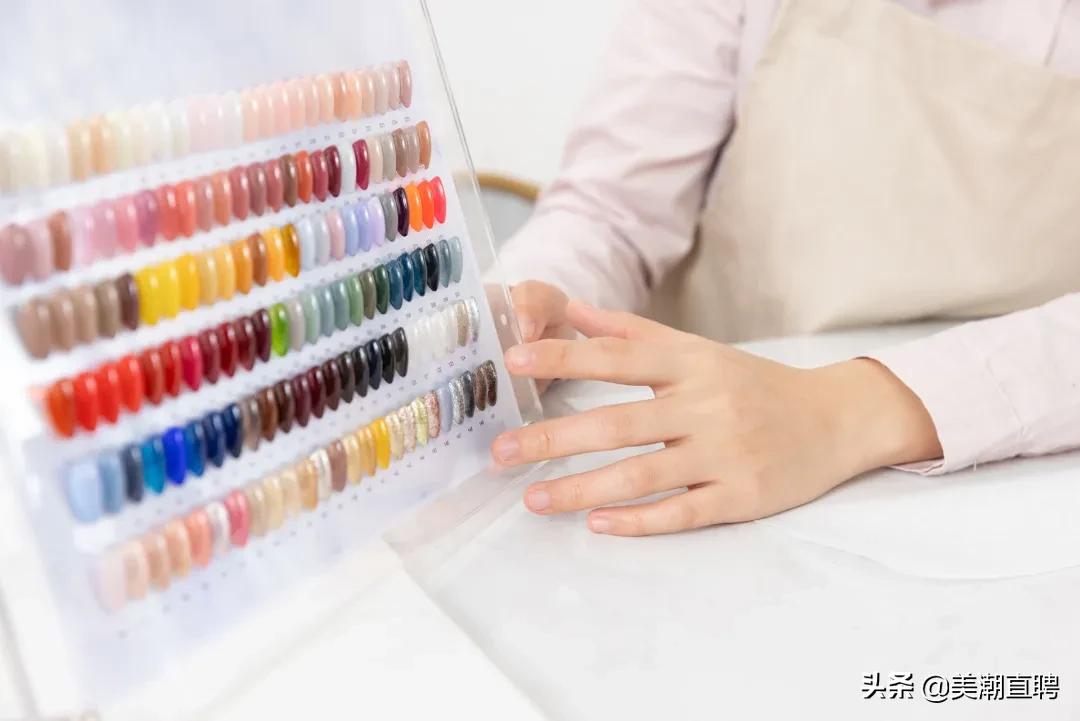 美甲师最新招聘条件,美业员工培训技巧