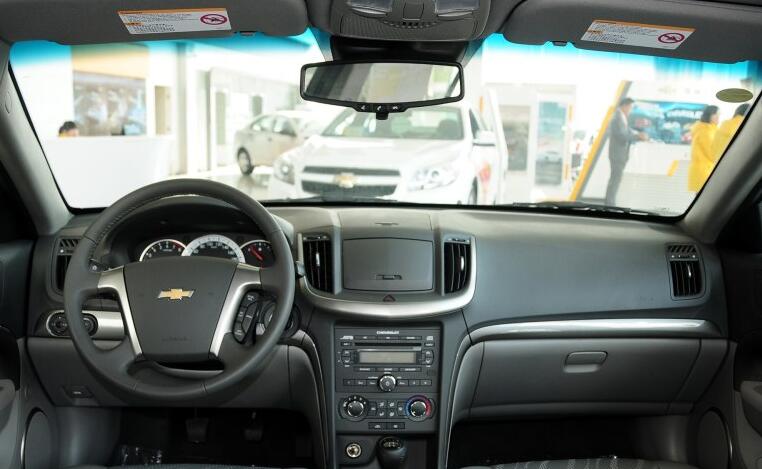 6万公里的捷达和8万公里的雪佛兰景程，4万多适合13年的哪台车