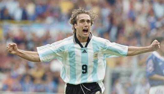 魔鬼肌肉男vs上帝的士兵,魔鬼训练的肌肉男