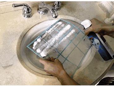 空调清洗剂一喷一擦3秒搞定,如何喷空调清洗剂