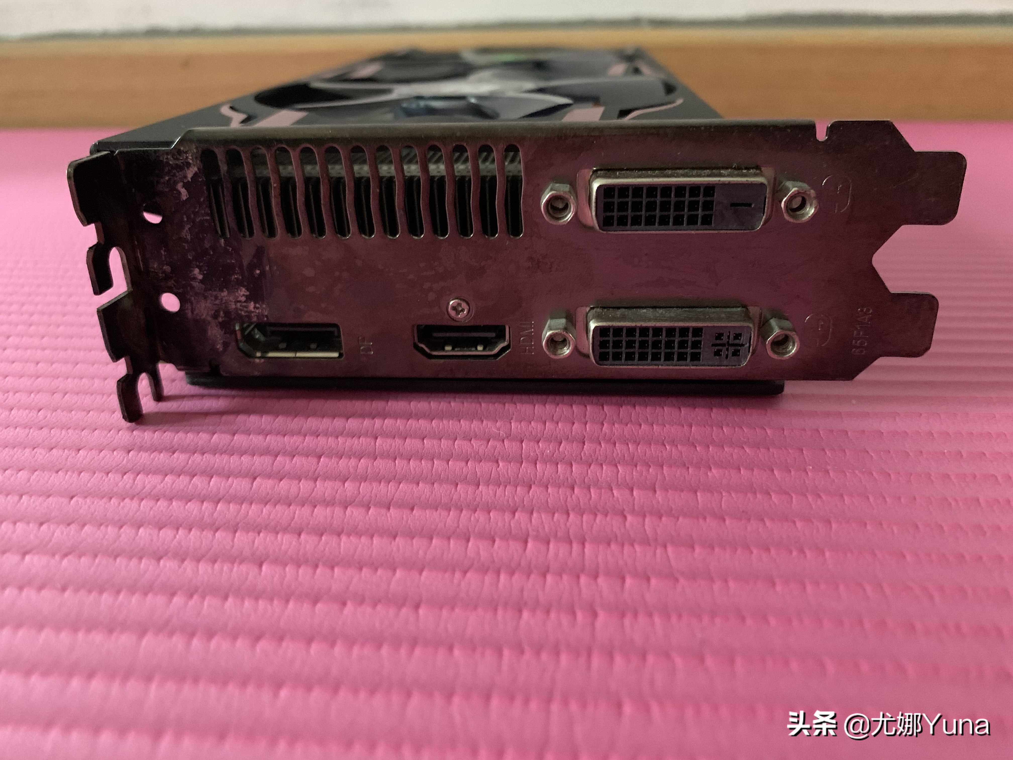 蓝宝石r9270x相当于什么显卡,r9270x相当于现在什么档次显卡