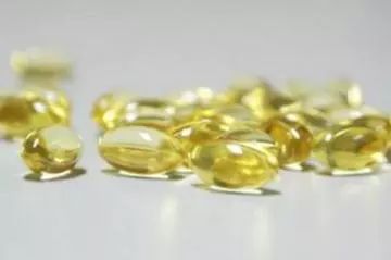 眼睛小怎么办最有效的方法,眼睛小是因为什么原因要怎么解决