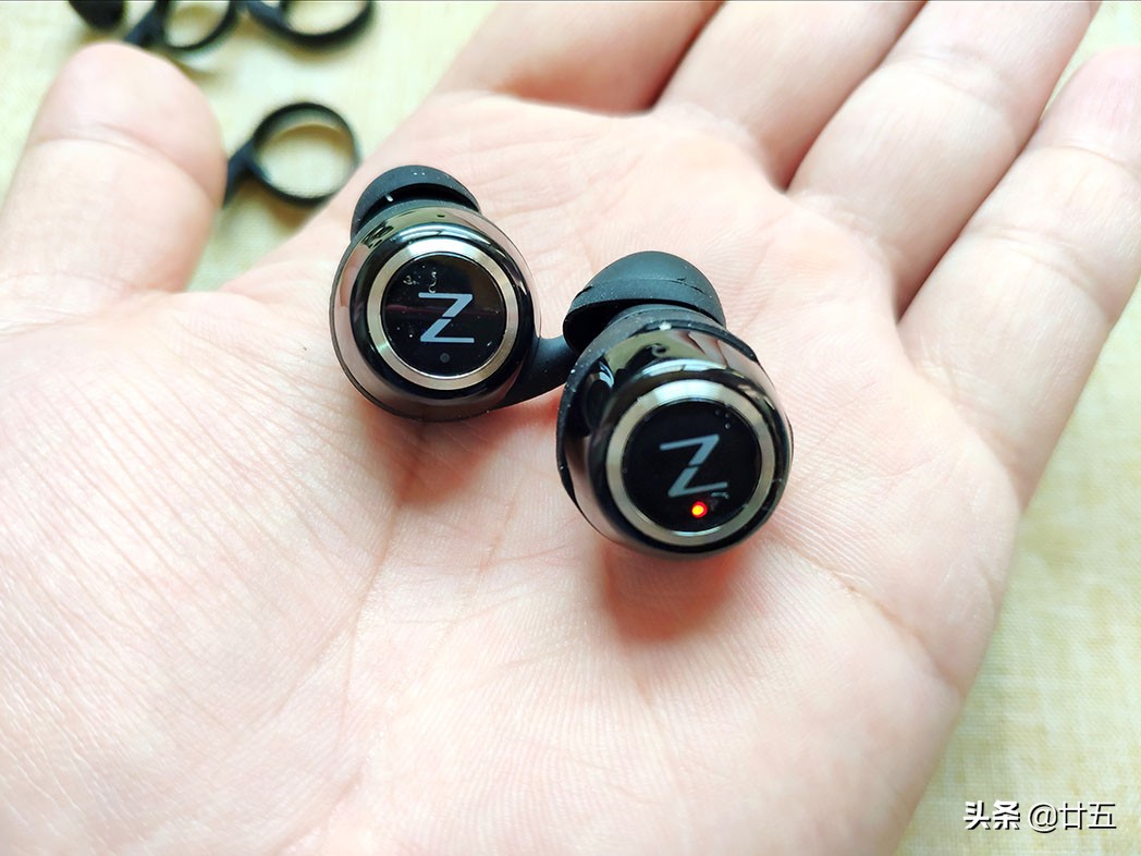 蓝牙耳机怎样才能使用,蓝牙耳机不好使一般怎么整