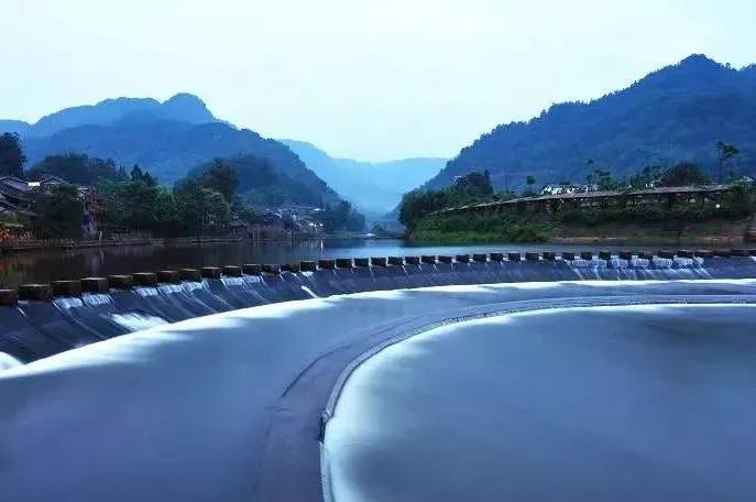 天热适合到成都哪里耍,成都周末耍水游玩推荐