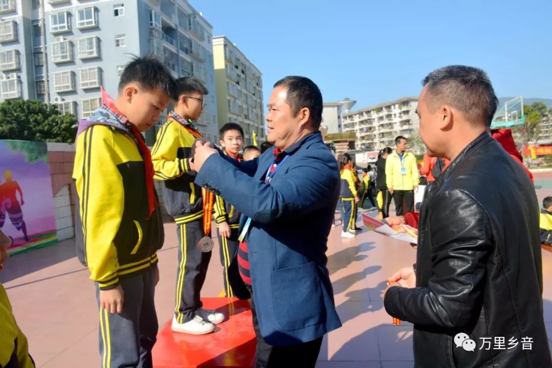 阳春市逸夫小学艺术节选拔,逸夫小学春季运动会