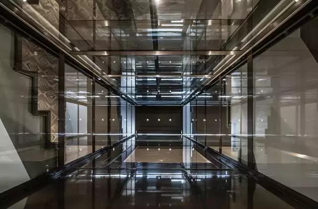 上海买房没钱装修小伙,上海24岁小伙房子装修