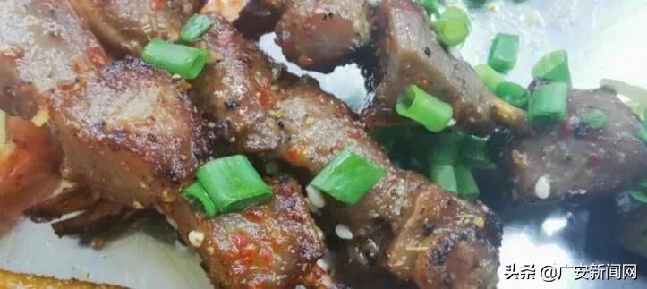 找地方吃宵夜烧烤,找个夜宵的地方