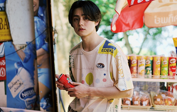 趣味涂鸦t恤,ins风格夏季t恤趣味涂鸦