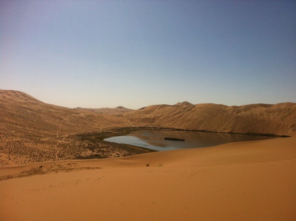 徒步穿越巴丹吉林沙漠路线,穿越巴丹吉林沙漠四日游