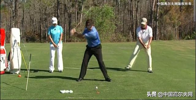 打高尔夫怎么能站住呢,打高尔夫前要准备什么