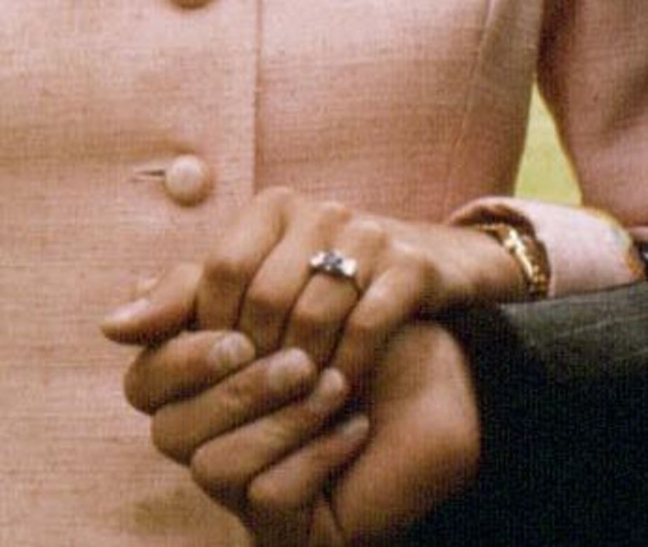 英国王室历代婚戒,王室钻石戒指