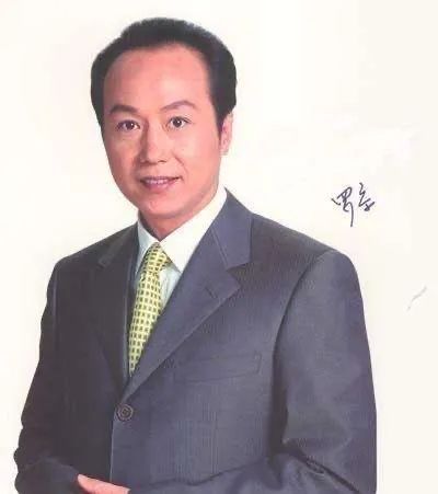 罗京遗孀现状,罗京去世儿子随母改嫁富商