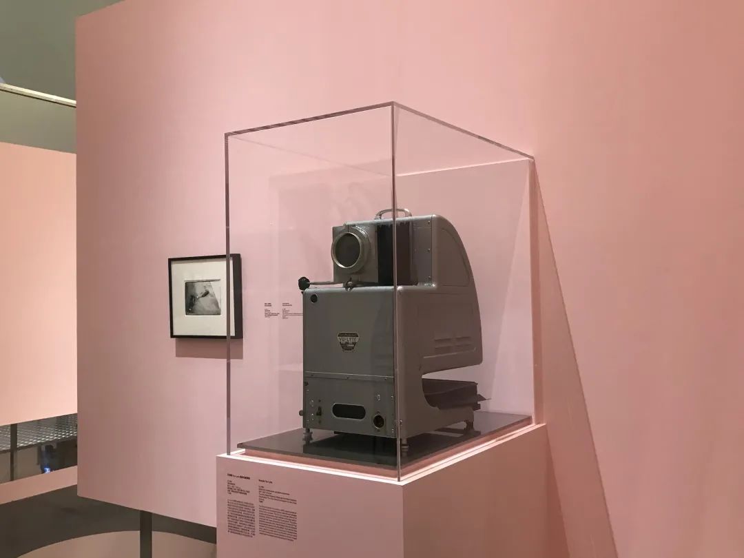 安迪沃霍尔有预言吗,安迪沃霍尔的预言