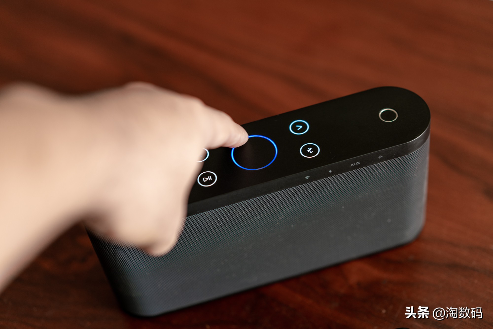 doss蓝牙音箱使用图解,dosslink智能音箱使用方法