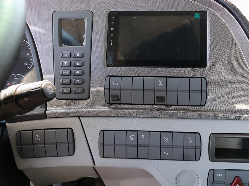 拉快递哪款车最省油,拉快递最好的车型