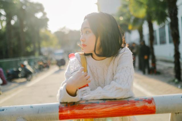 拍照有哪些好看的pose,学会这十个pose怎么拍照都好看