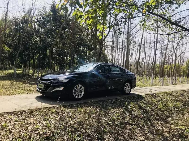 试驾迈锐宝xl1.5t锐动版,迈锐宝xl家用车推荐