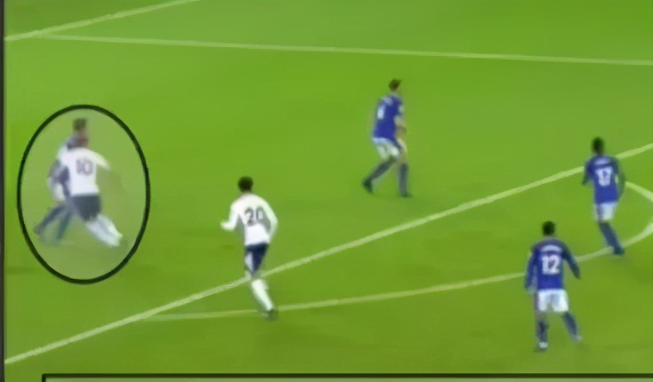 FootballTips|学习英超第一中锋凯恩机智跑位