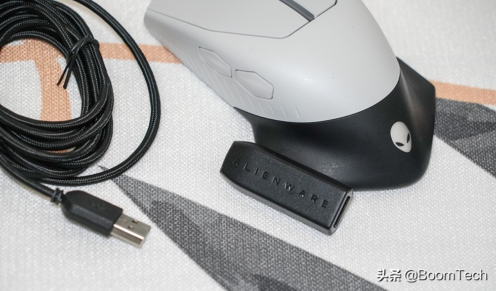 alienwareaw310m鼠标,alienware610鼠标背面