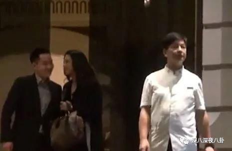 拜金女被退婚,拜金女为富二代抛夫弃子又被抛弃