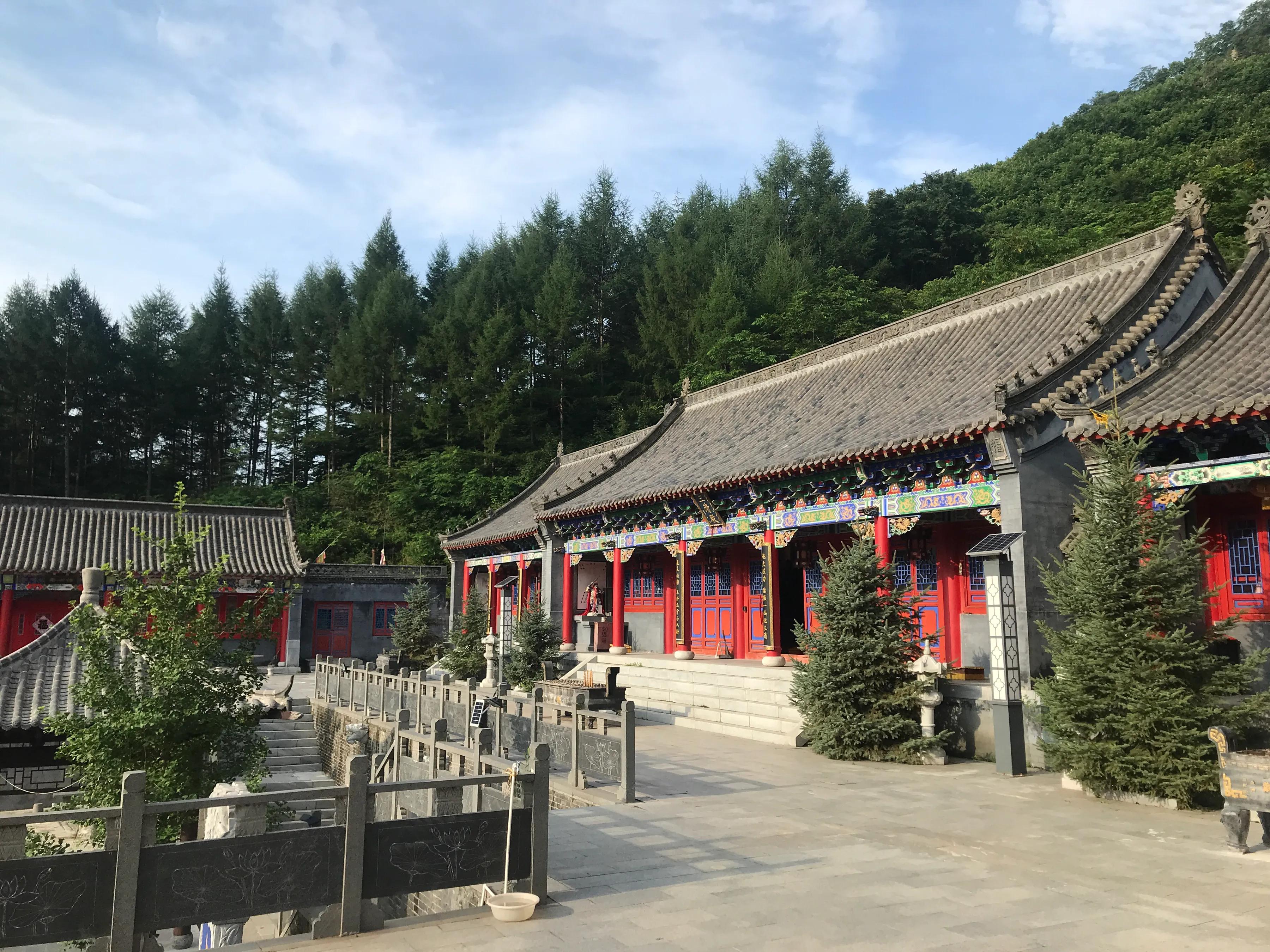 药山的兴旺发达之道在何处？迷人的风光过于孤独