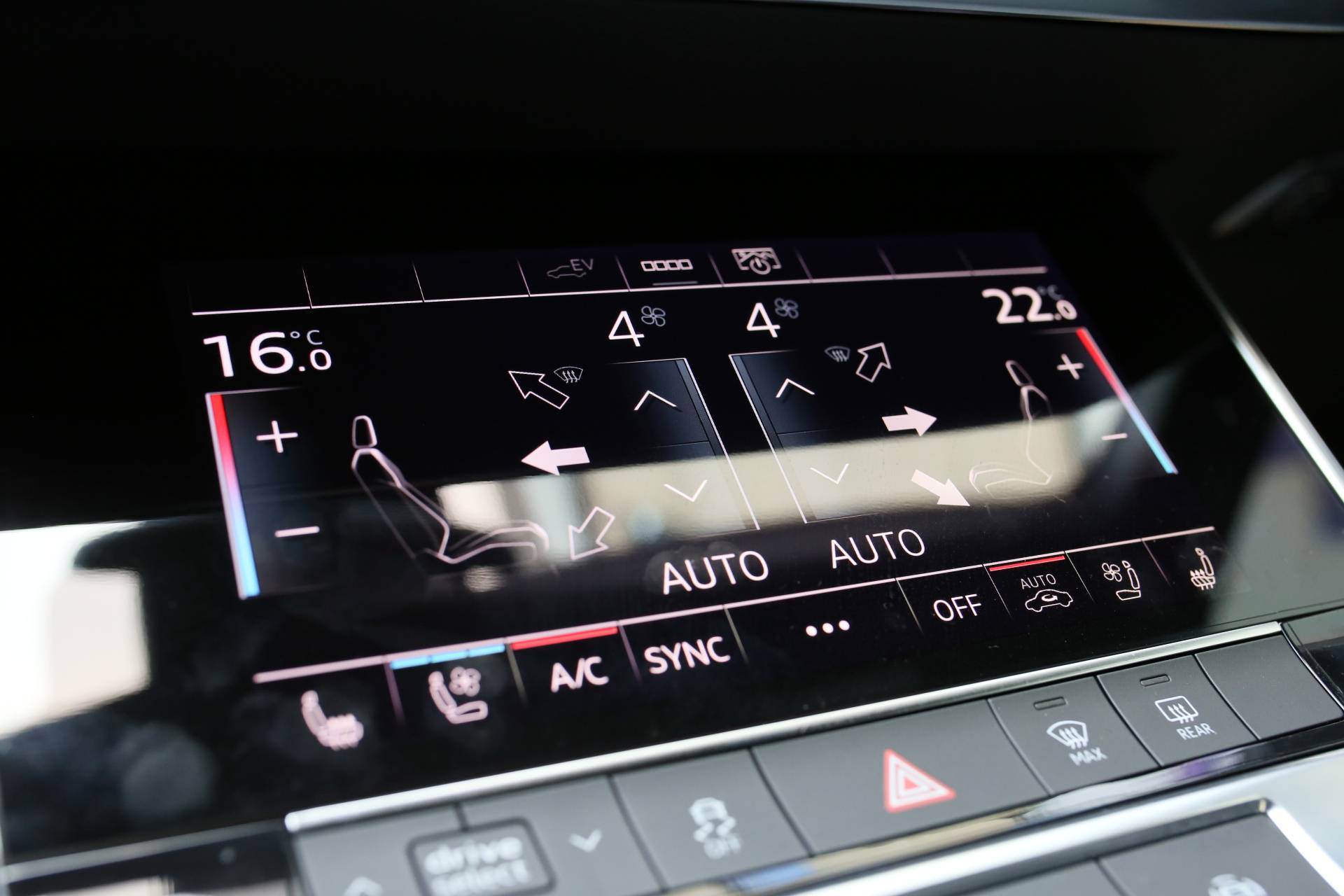 21款奥迪a6l加装座椅加热,23款奥迪a6l防踢垫