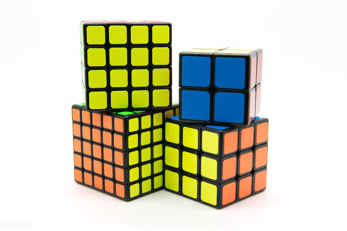 适合孩子学魔方的方法,聪明孩子自学魔方