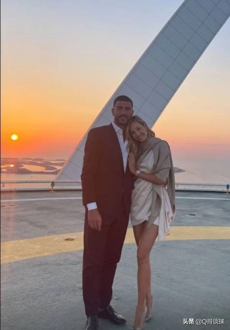 佩莱求婚视频,瓦尔加和佩莱求婚