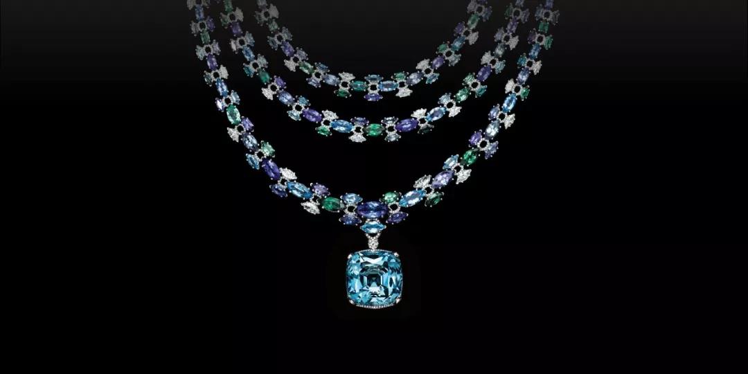 对付女人,没有一件珠宝解决不了的!