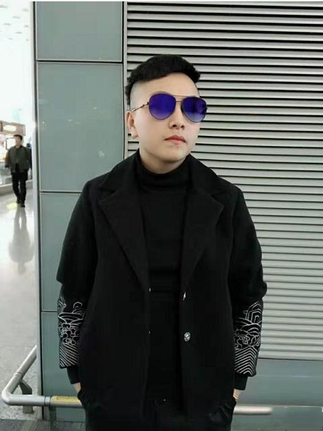 网红乞丐哥的没落人生,网红乞丐哥拐卖的女孩子