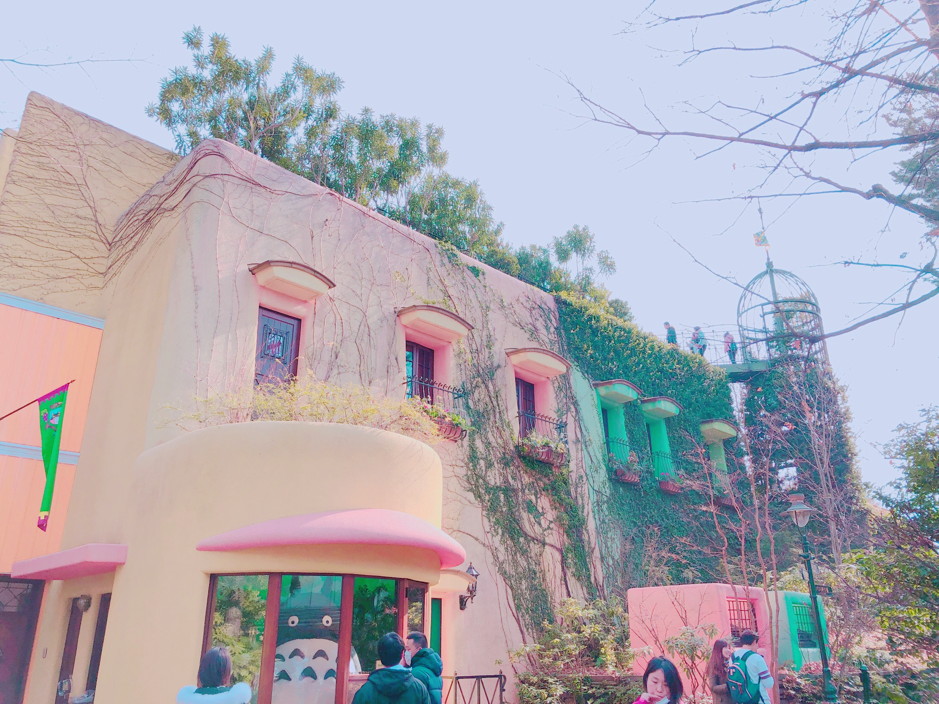 宫崎骏建筑漫画手绘场景,宫崎骏美术馆视频大全