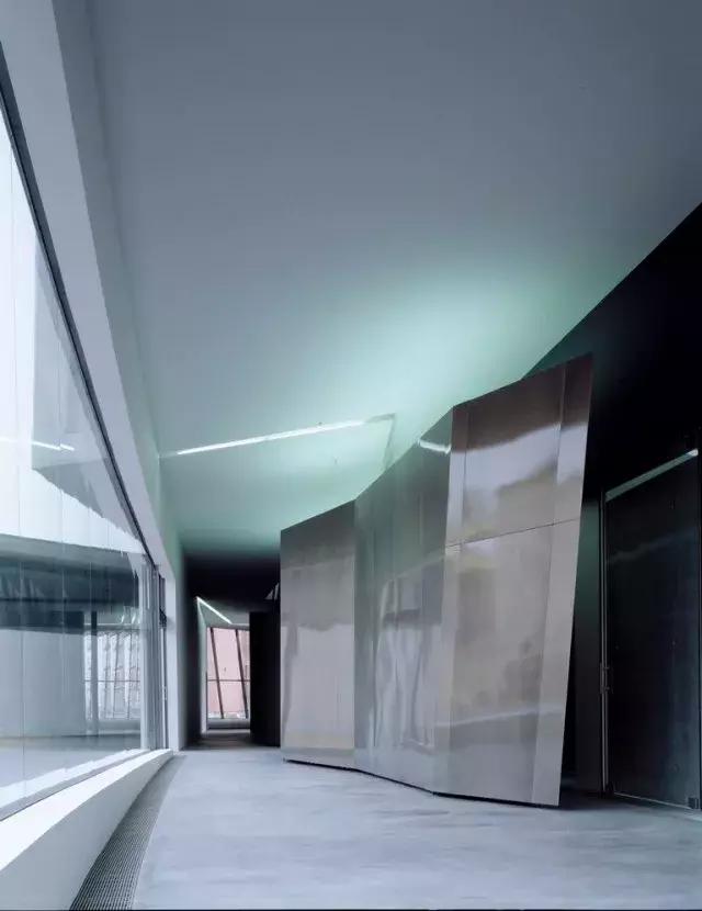 建筑大师们的第一件作品长什么样？