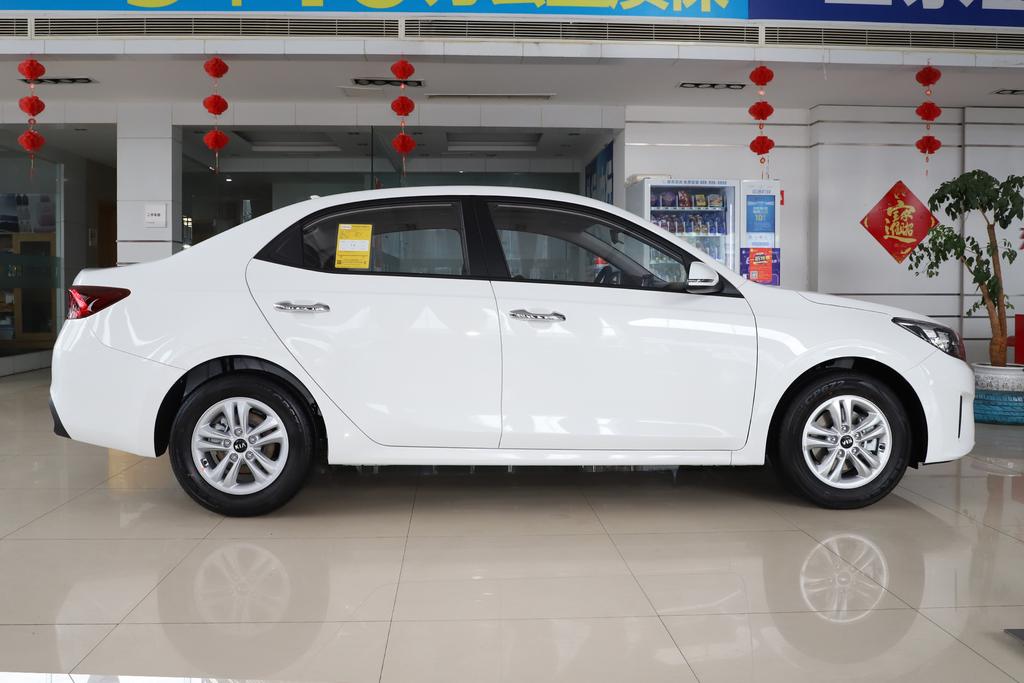 手握10万家用车怎么选,手握7万买新车还是二手车