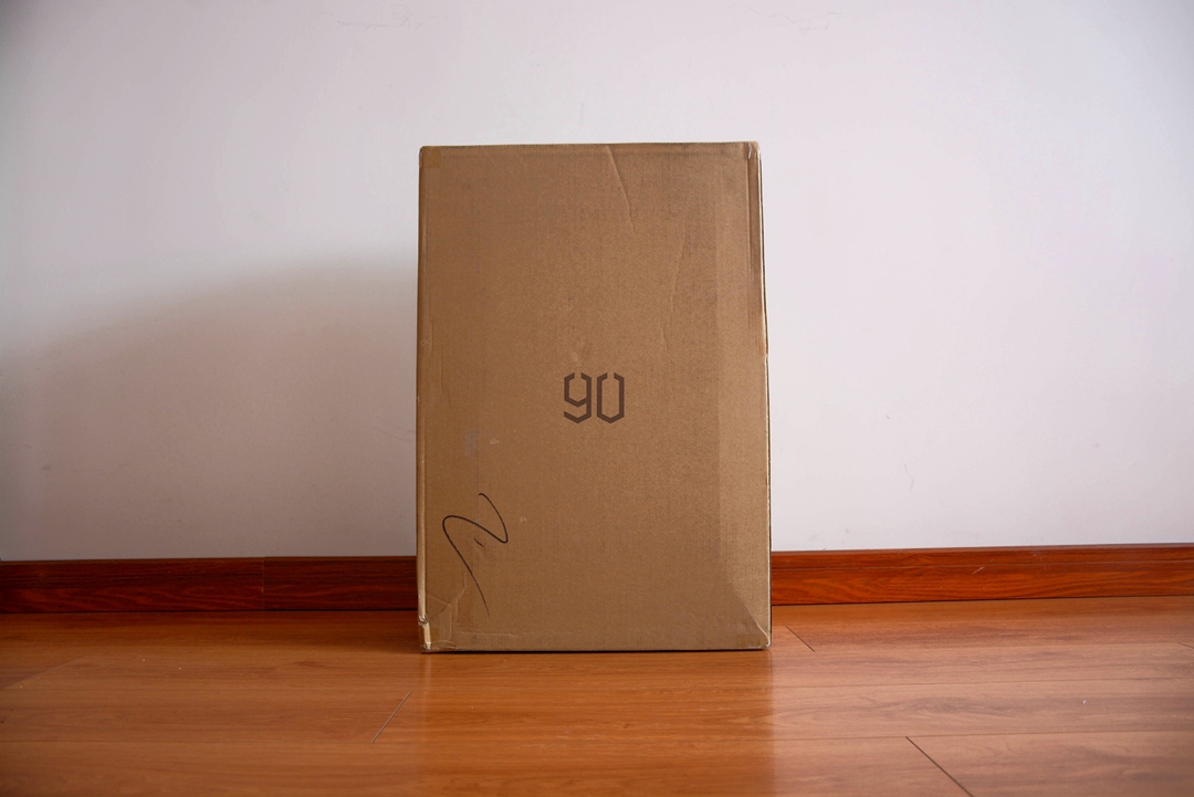 外观时尚、做工精细、体验良好，90分“七道杠”旅行箱意料之中