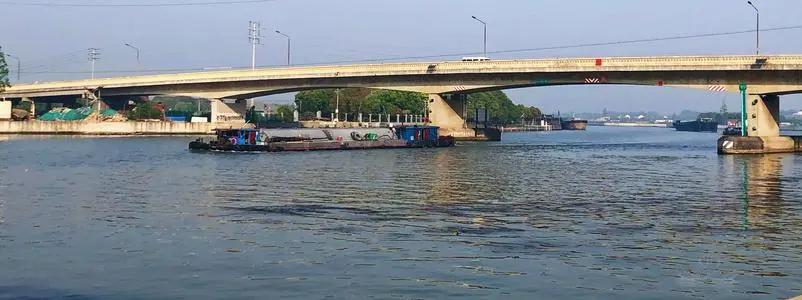 既然聊到这里，那就谈谈商榻这座隐秘小镇的过去与未来