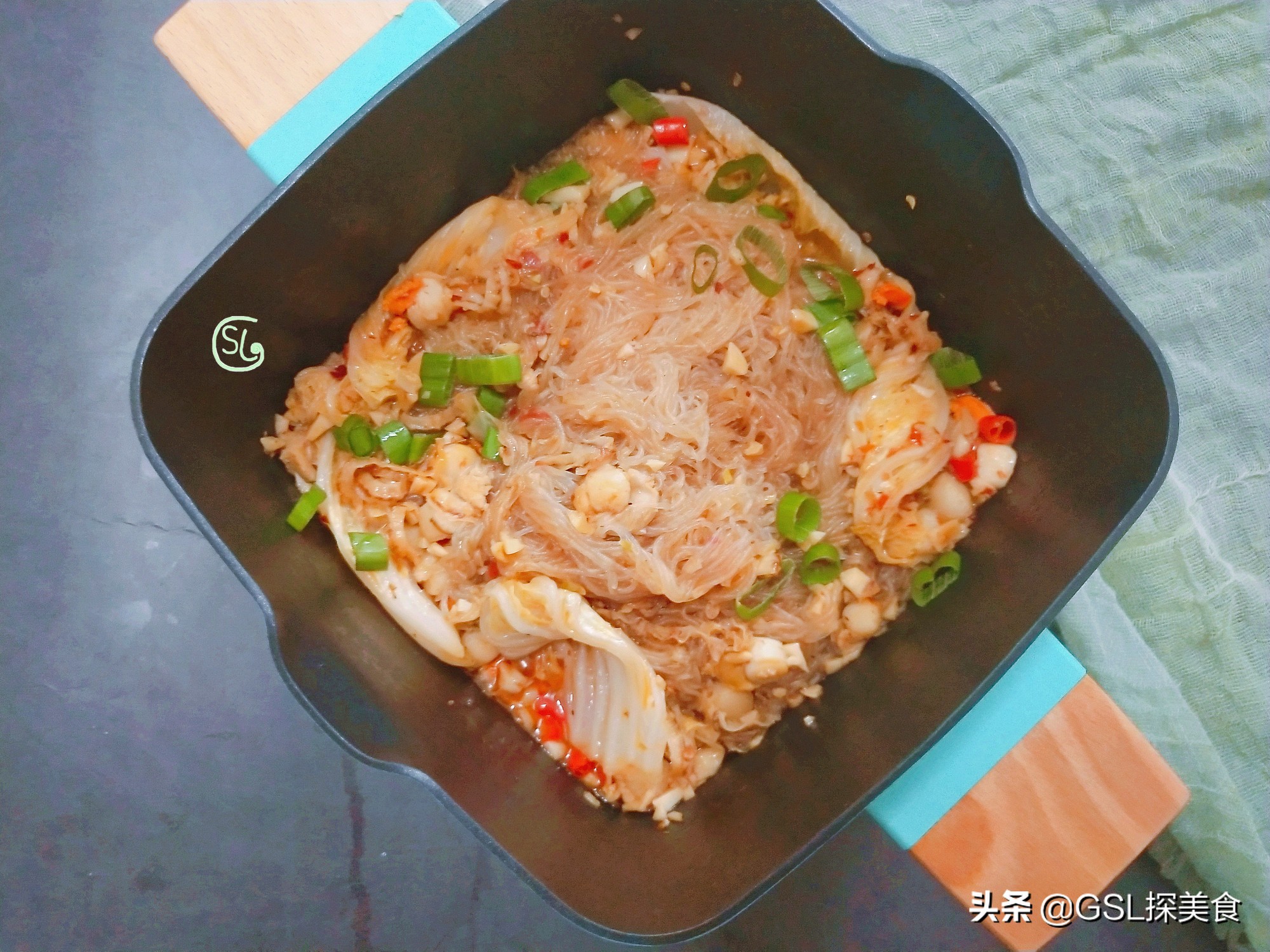 扇贝蒸粉丝的最简单做法,扇贝粉丝蒸着吃还是炒着吃