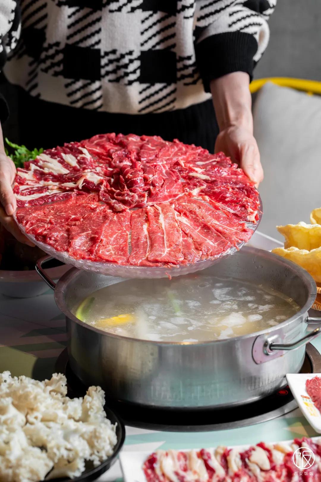 看得见钟楼的餐厅,看见钟楼的西安美食